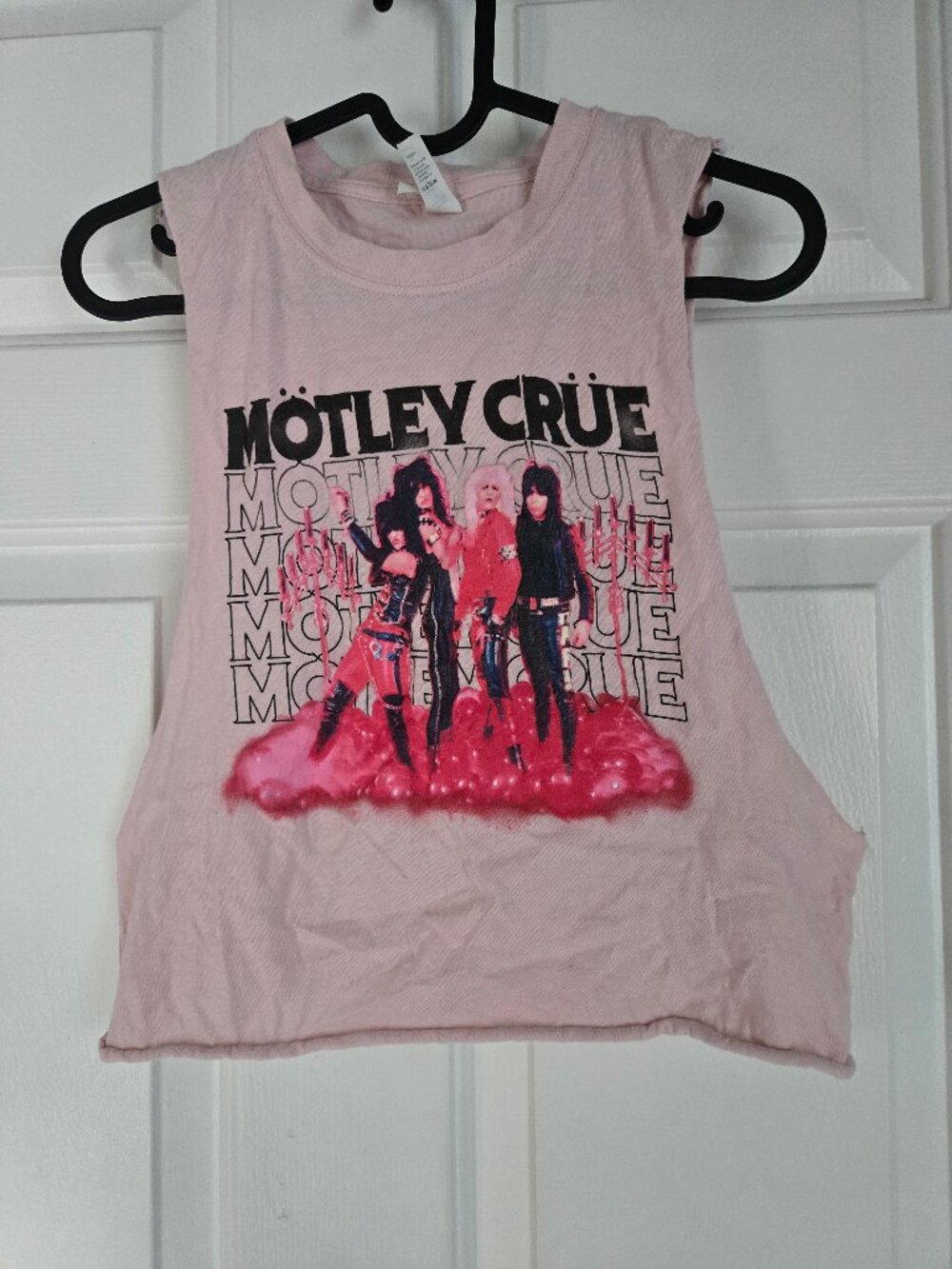 Pink Motley Crue Cropped Drummer Cut Tee